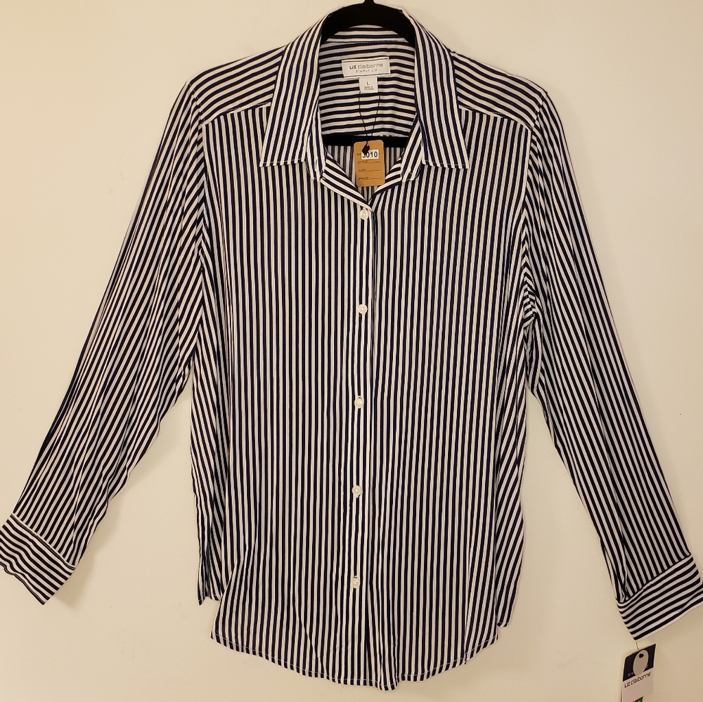 (NWT) Liz Claiborne Simply Liz American Navy Pin Stripe Blouse. Size L.